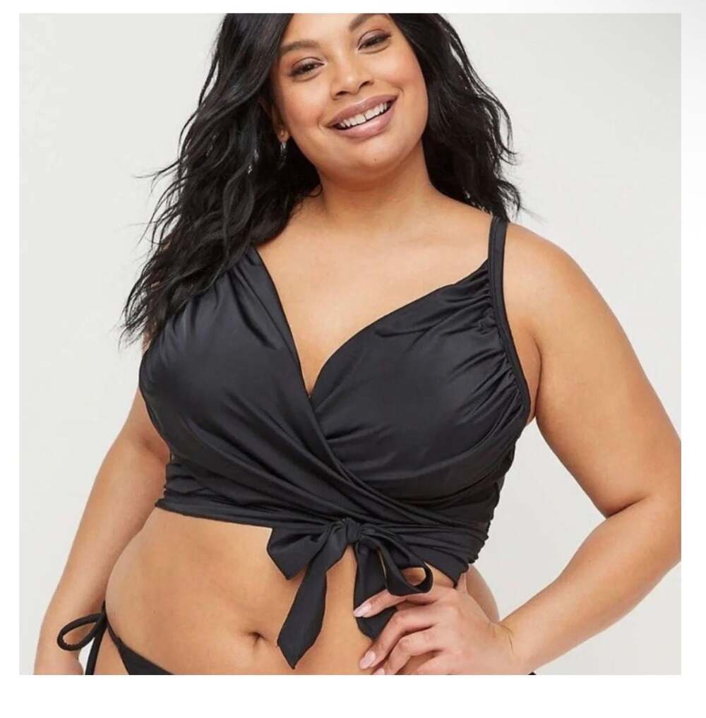 Cacique Swim Black Plunge Tie-Front Bikini Top Size 46C